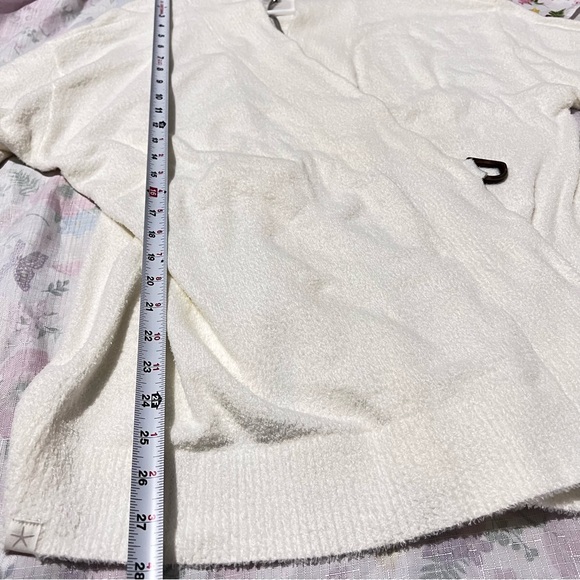 Barefoot Dreams cardigan ivory sweater: Box O - Picture 10 of 11